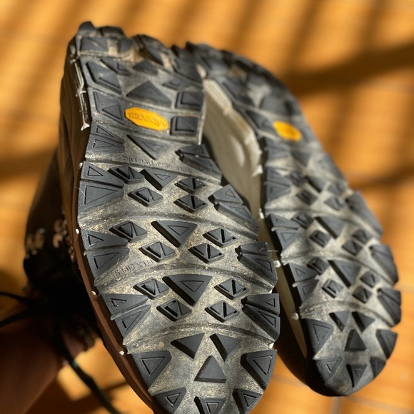 Gently used Danner mountain 600 in gray size 6 - Picture 5 of 5